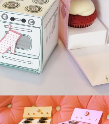This image shows cupcake packaging